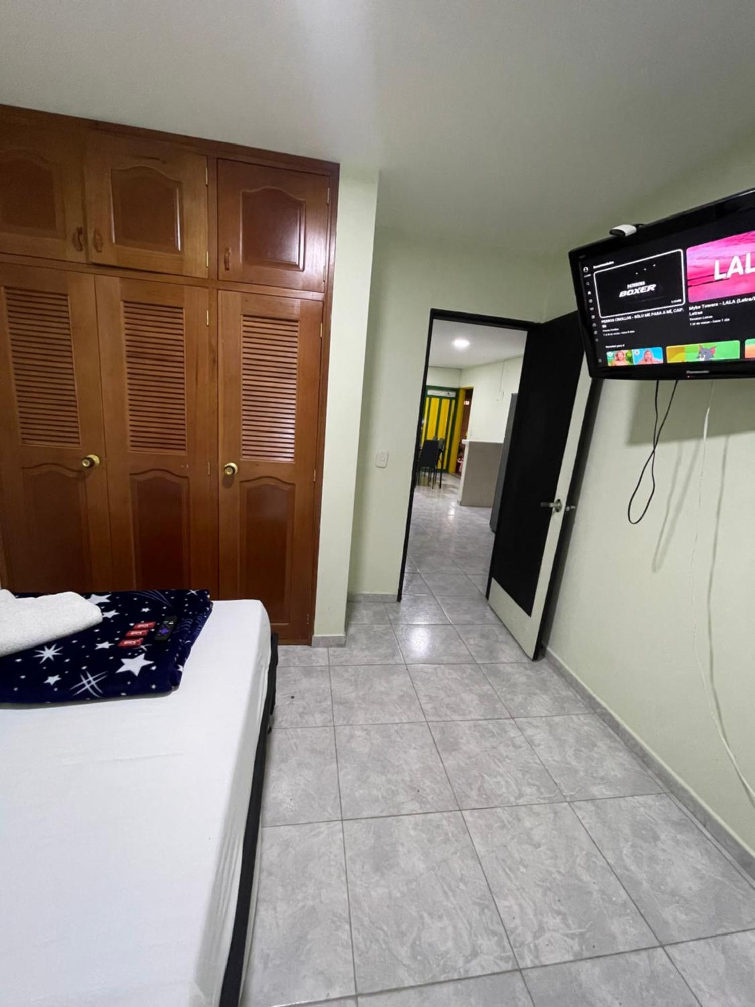 Appartamento Apartamento Plazoleta De Colores Guatapé Esterno foto
